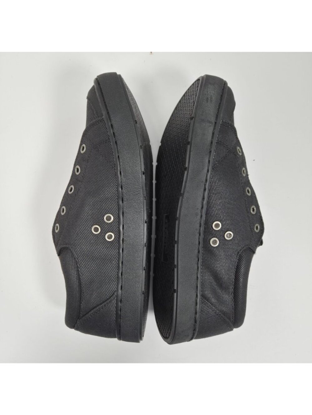 Mozo Maven Women's Black Canvas Slip On Tag Free Work Shoes US Size 6.5 NWOT - Picture 5 of 11